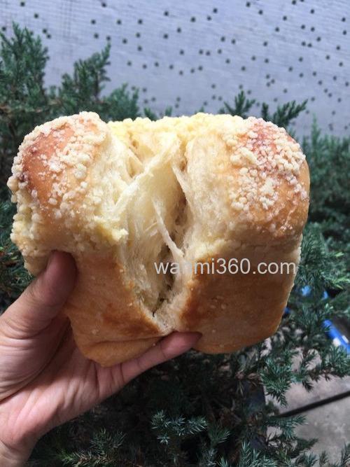 榴莲酥粒吐司