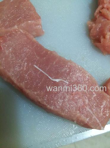 瘦肉里有白色的线条是什么n？