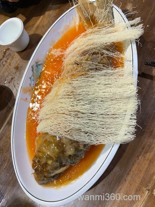 钓鲤鱼用什么面食最好啊?