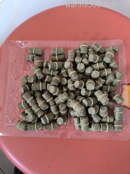饵料入水后有面筋一样的东西？