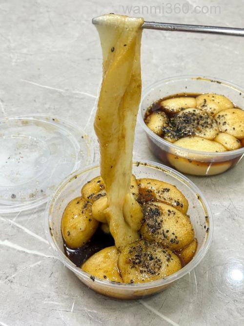 拉丝粉能直接占麻团吗？