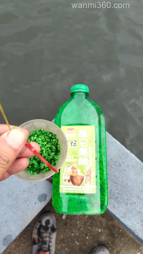 夏季野钓鲫鱼果酸的正确使用方法？