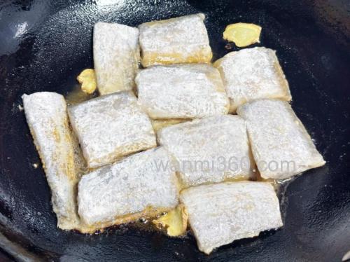 啤酒炖鲤鱼的做法步骤图，啤酒炖鲤鱼怎么做？