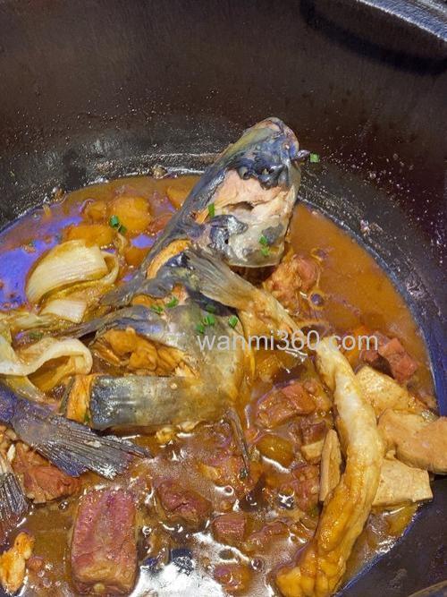 铁锅猪肉炖鱼最正宗的做法？